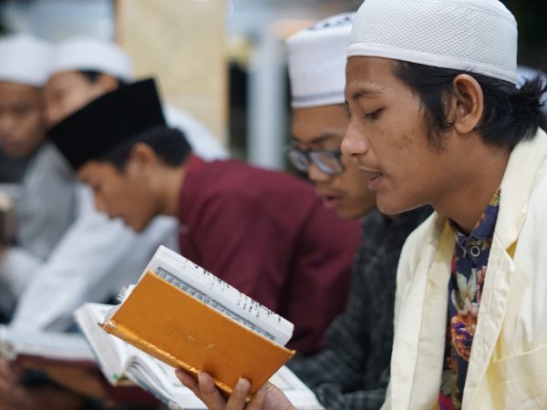 Memperingati Nuzulul Quran Dengan Khataman